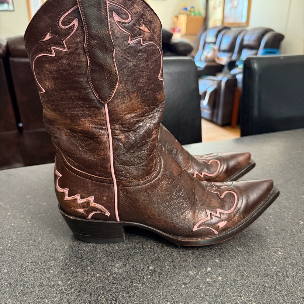 Old Gringo Villa Brown and Pink Leather Western Cowboy Boots size 8.5B Women's
